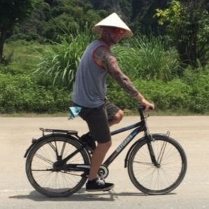 Meet your Posher, Jonathan